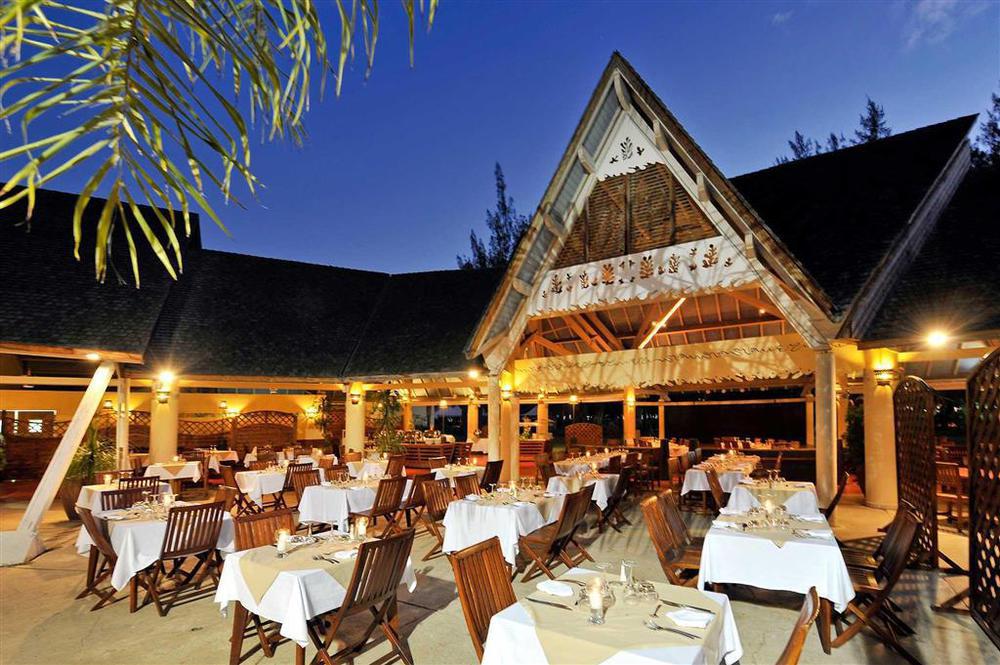 Relais De L'Hermitage Saint-Gilles Ресторан фото